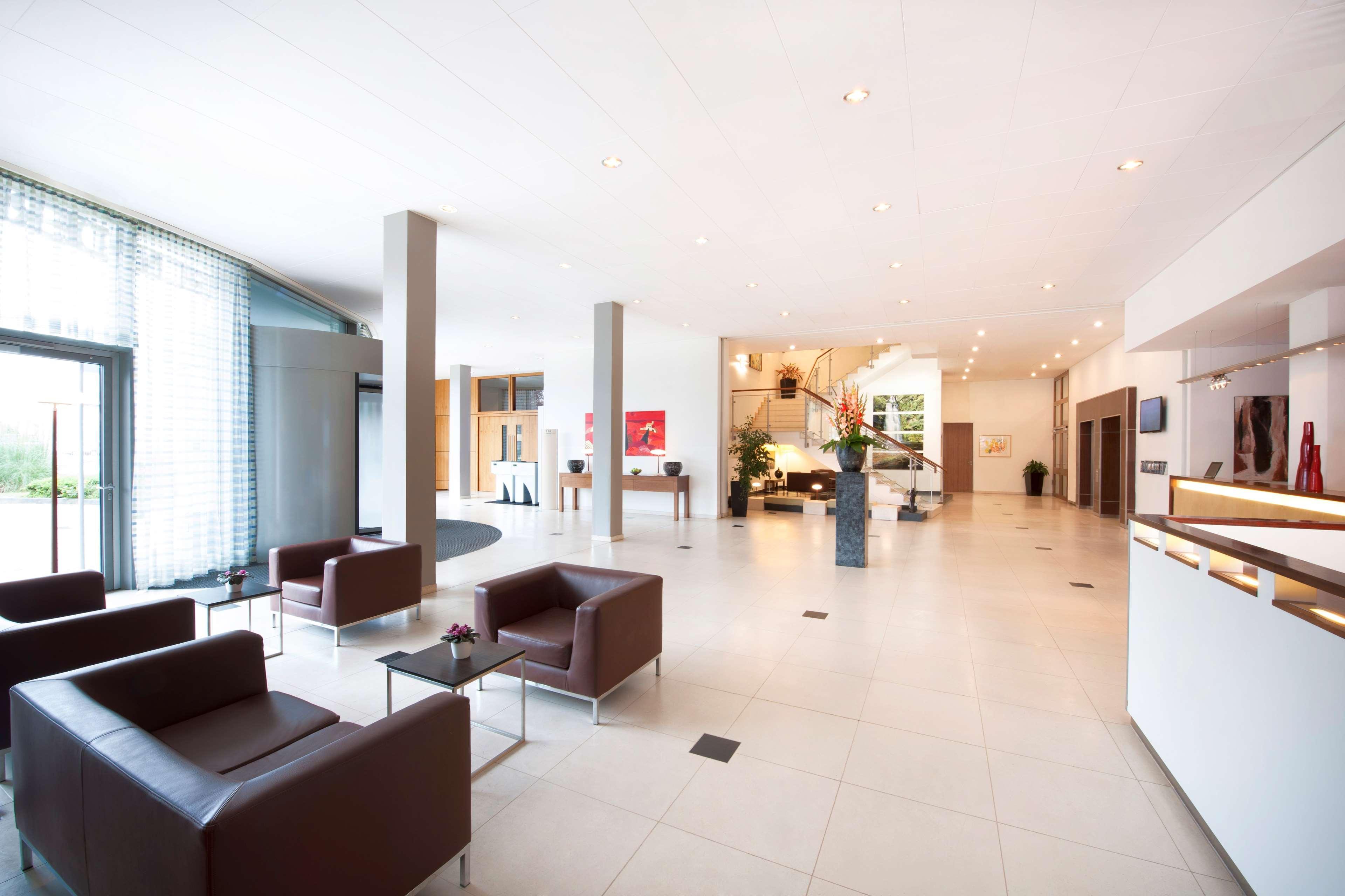 Nh Frankfurt Niederrad Hotell Frankfurt am Main Exteriör bild
