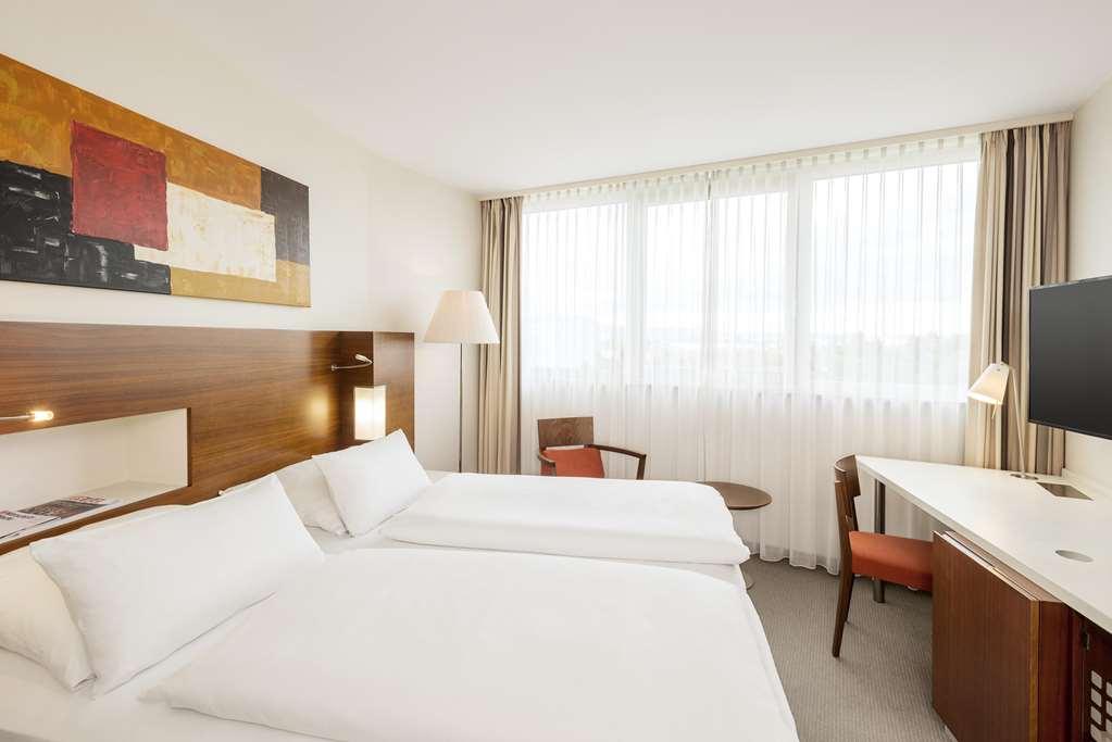 Nh Frankfurt Niederrad Hotell Frankfurt am Main Rum bild